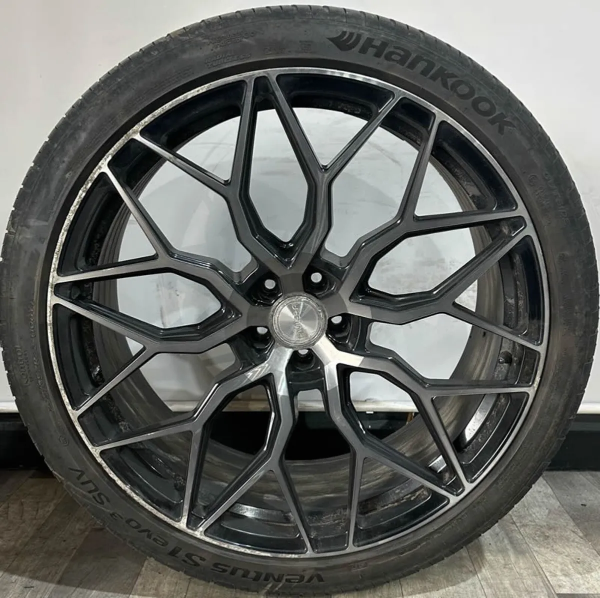 23" Riviera RF108 Alloy Wheels & Tyres for Audi Q7 - Image 2