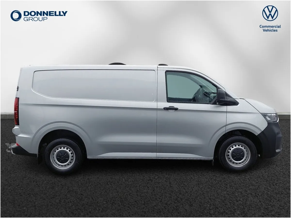 Volkswagen Transporter T32 Swb Diesel Commerce Plu - Image 4