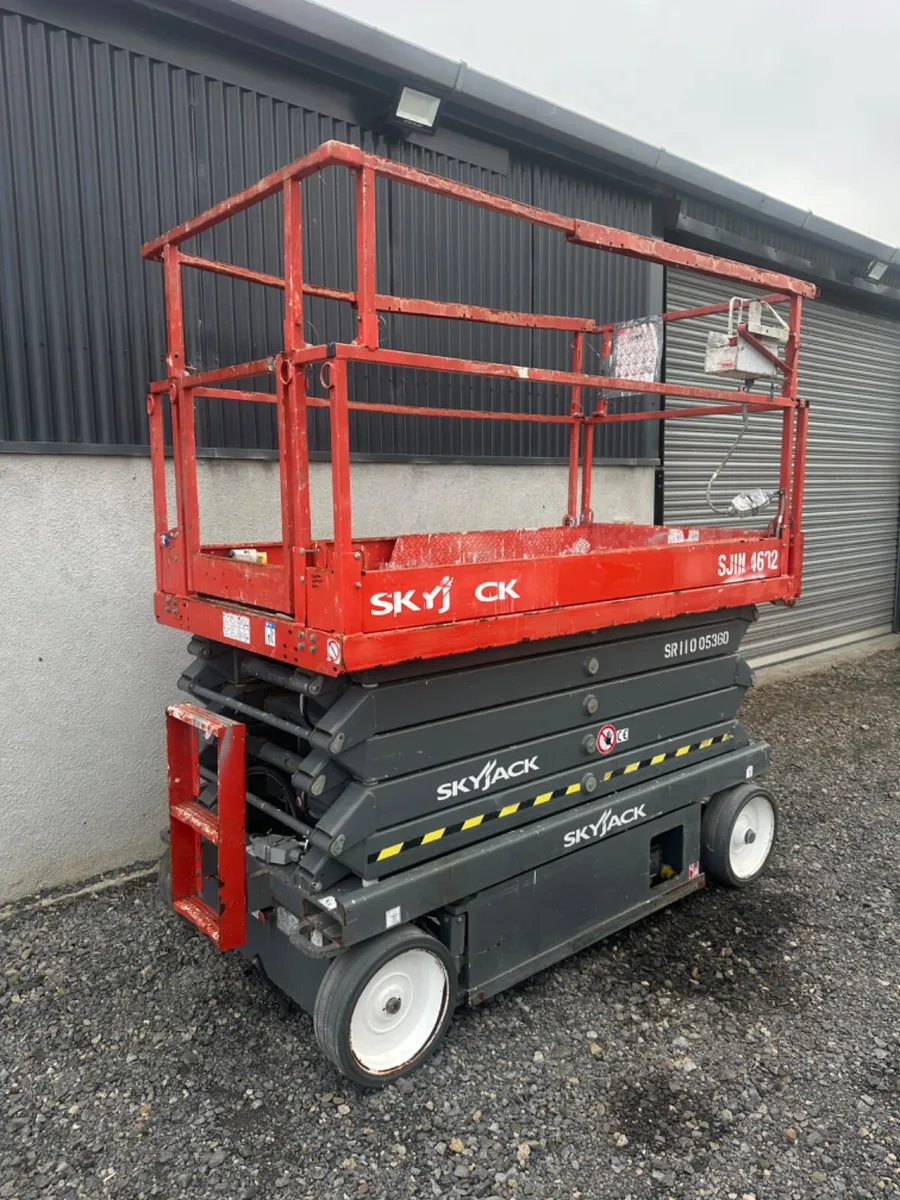 Skyjack SJ4632 Scissor Lift - Image 2