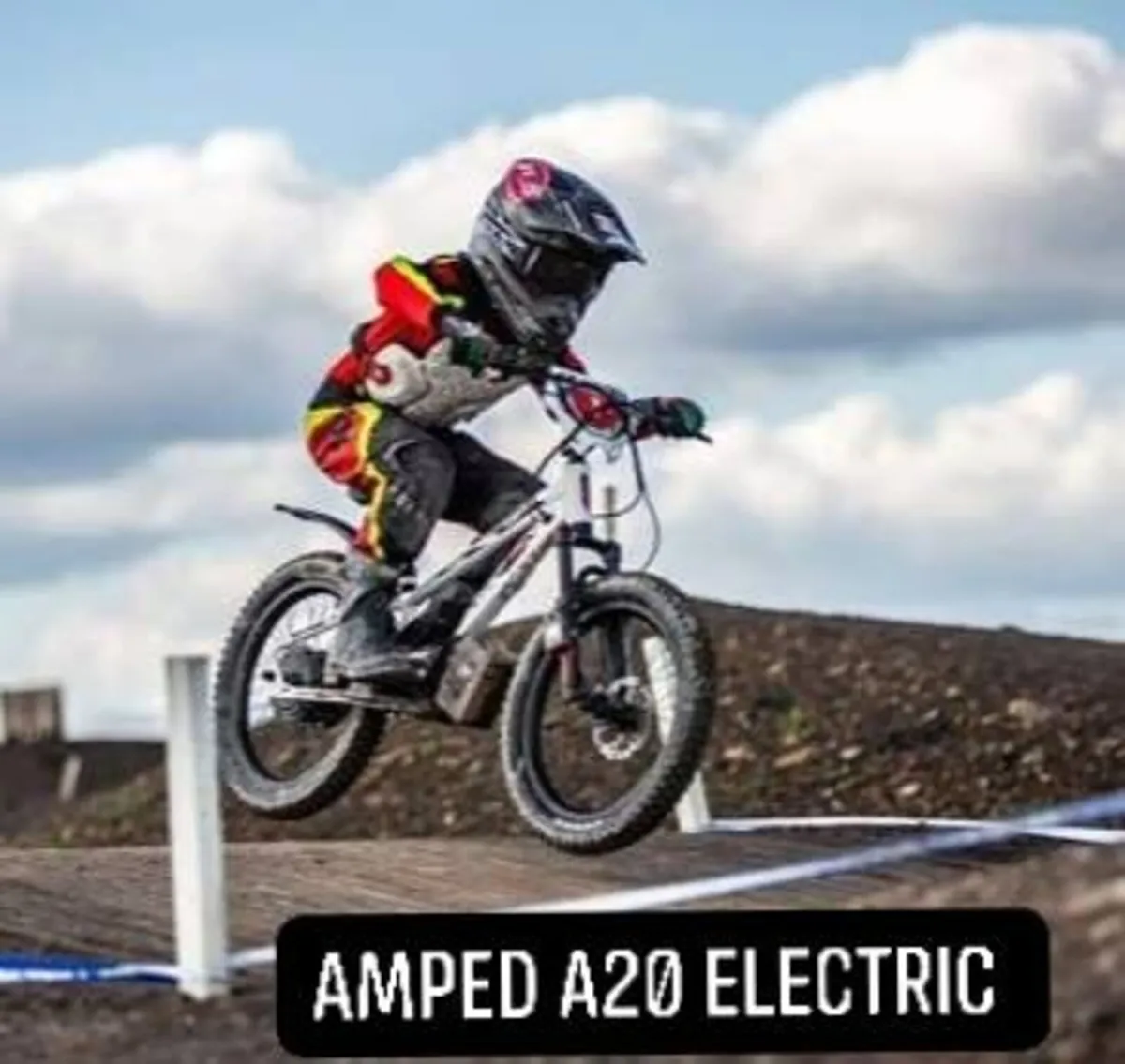 AMPED 20 inch KIDS ELECTRIC Bike DELIVERY/XMASCLUB - Image 1