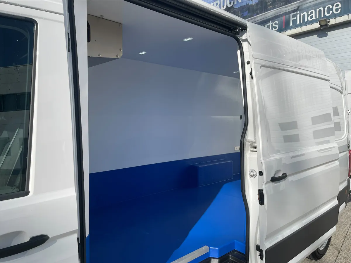 New MAN TGE 3.140 Fridge Van - Image 3