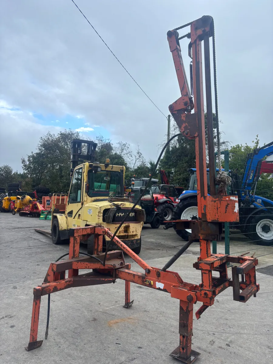 Parmiter post knocker - Image 4