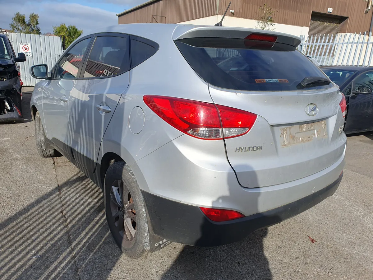 14 HYUNDAI IX35 1.7 CRDI (D4FDE) FOR BREAKING - Image 3