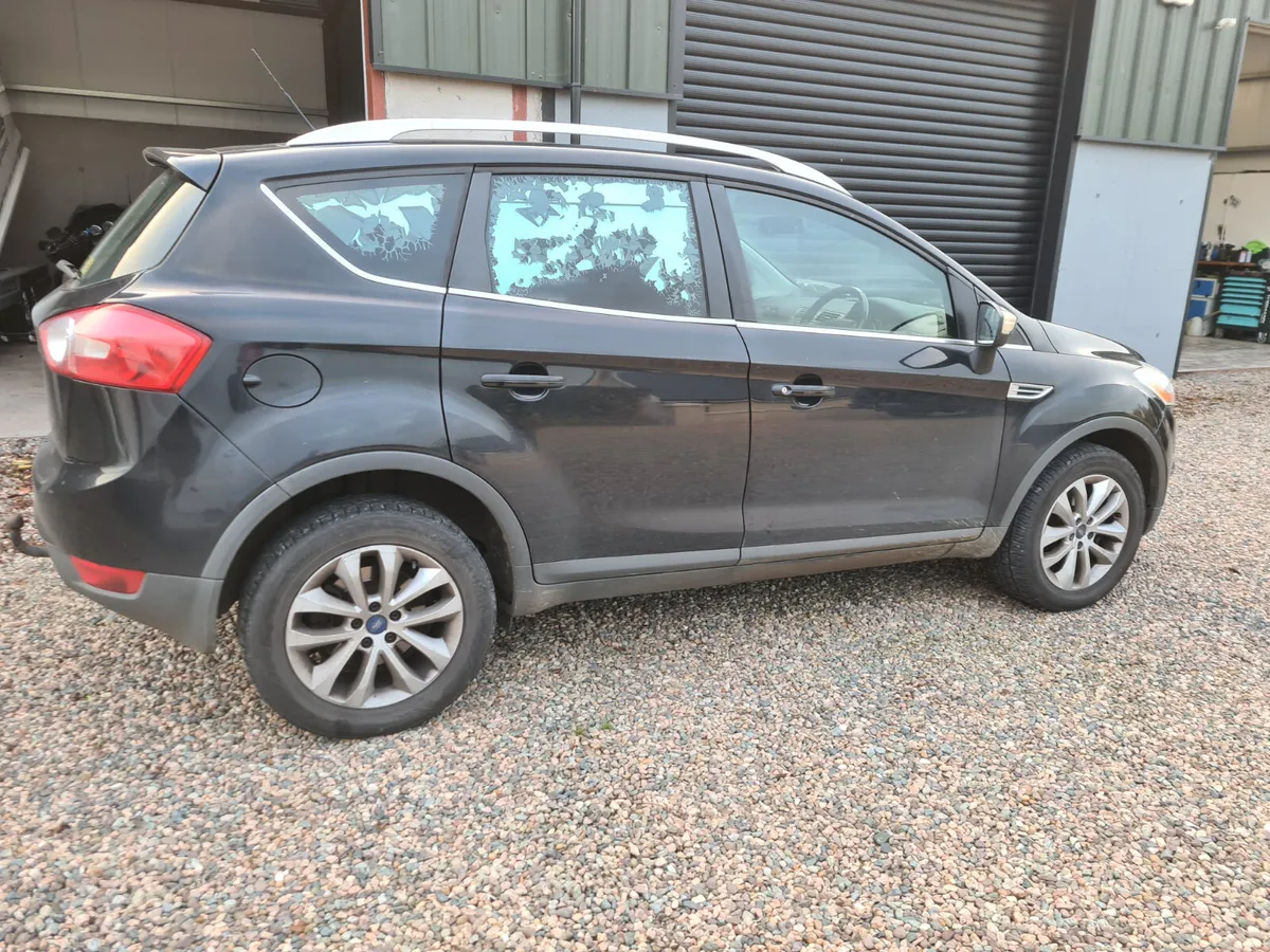 Ford Kuga 2013 - Image 2