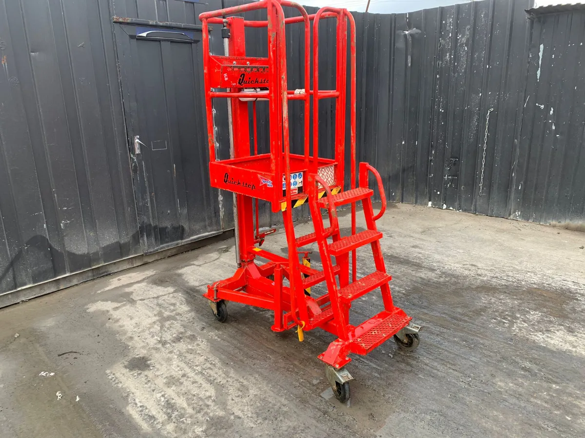 Standard Quickstep 200 Podium Steps - Image 3