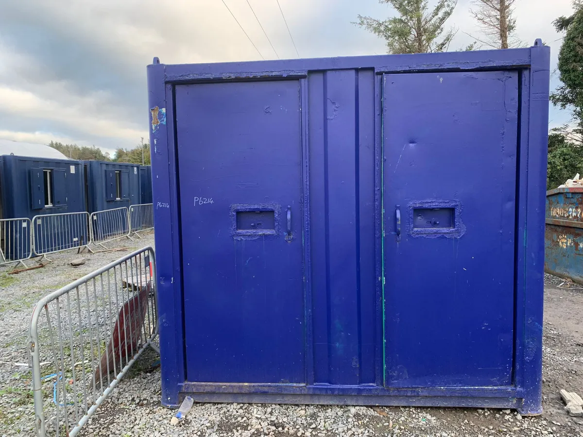 25ft x 9ft Welfare Unit with Office - Image 2
