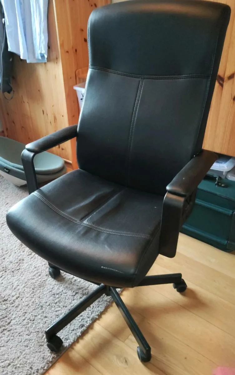 Office Chair - Image 1