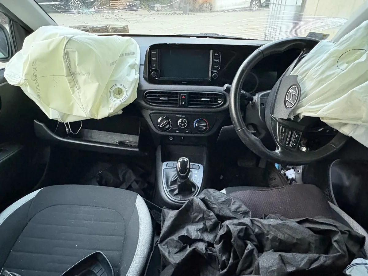 2020 Hyundai i10 parts - Image 2