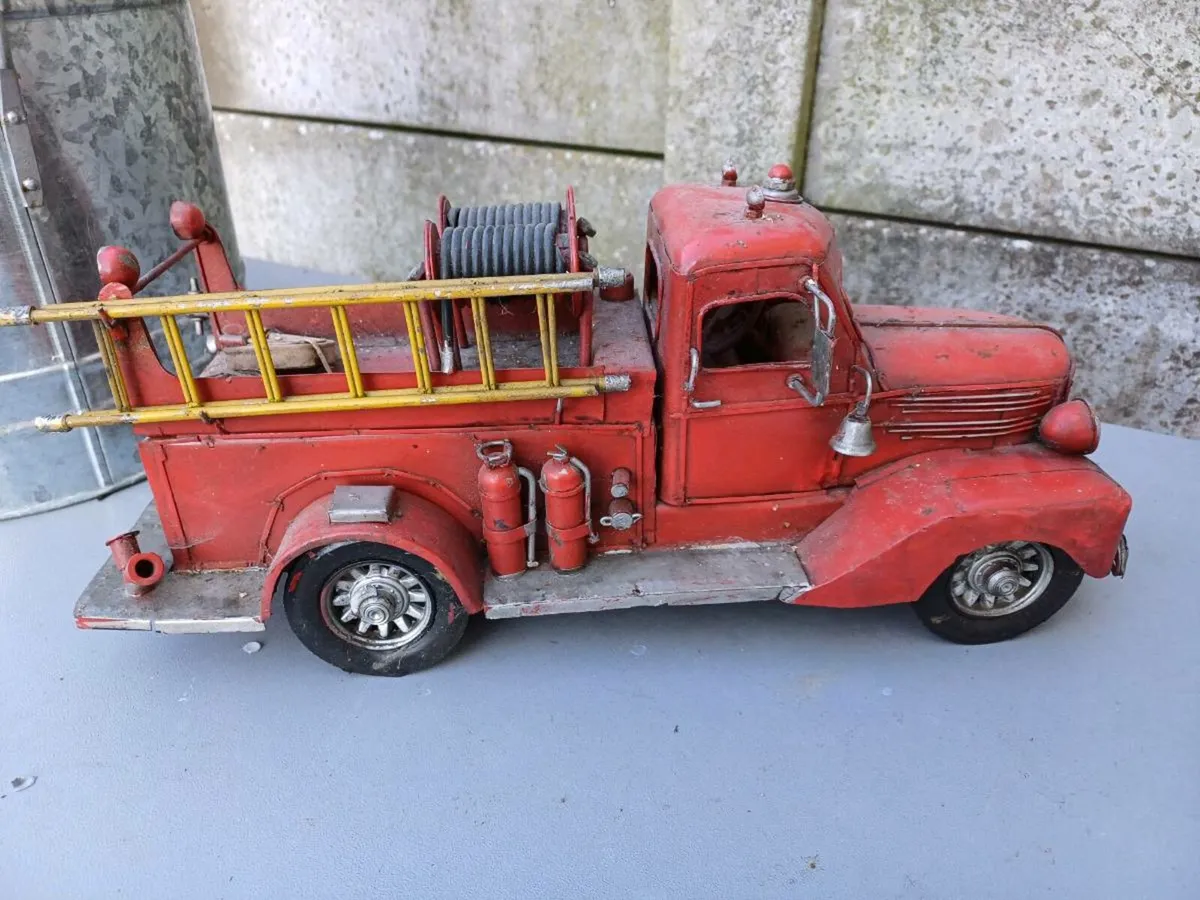 Vintage Collectible Metal Fire Trucks - Image 4