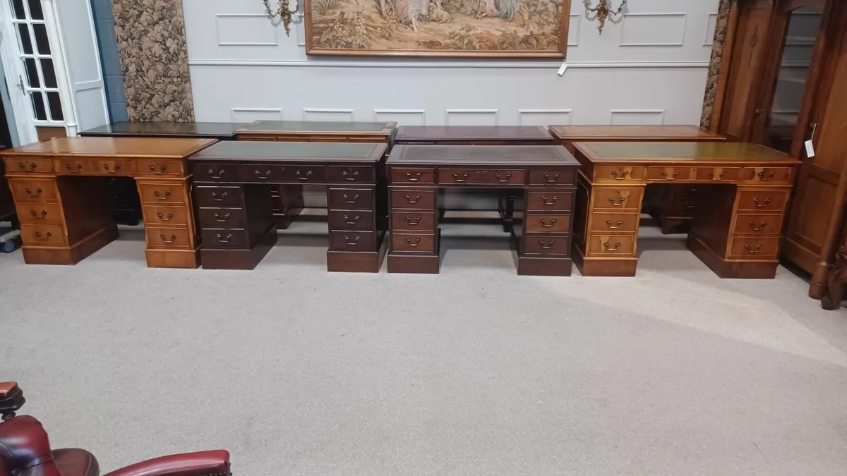 Excellent Antique Style Pedestal Desks - Image 2