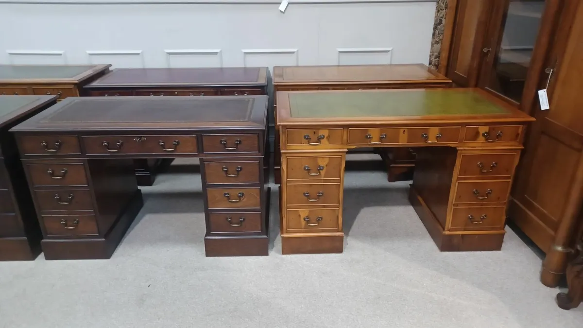 Excellent Antique Style Pedestal Desks - Image 3