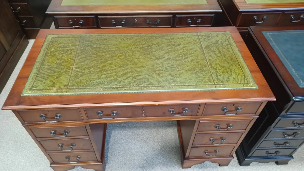 Excellent Antique Style Pedestal Desks - Image 3