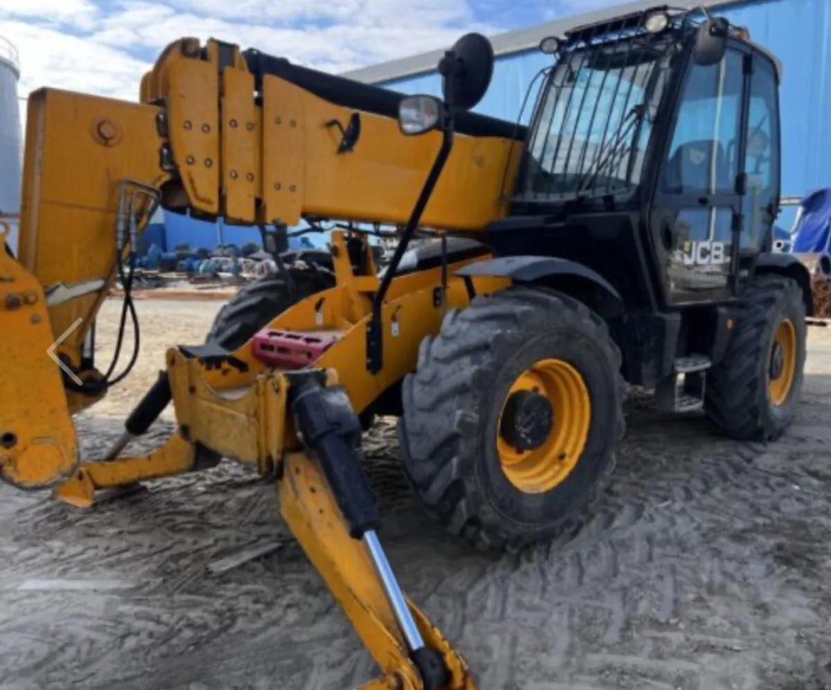 Wanted JCB Teleporters - Image 2