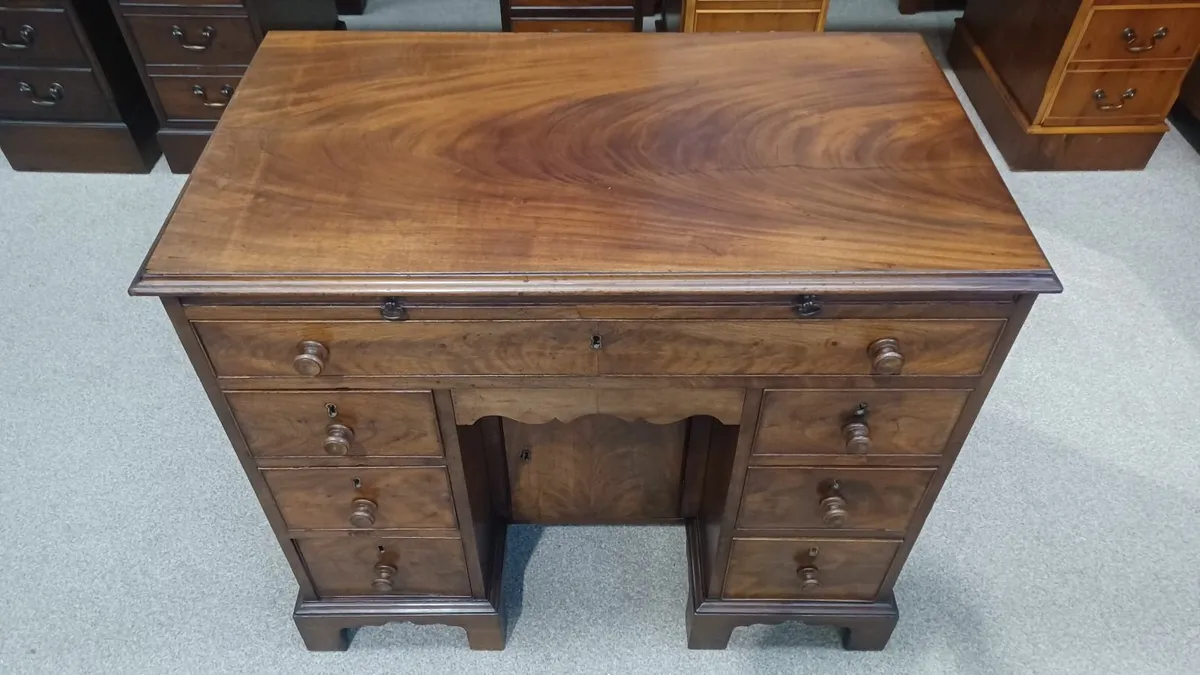 19th century mahogany desk - Image 3