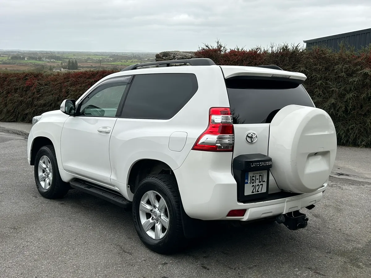 2016 Toyota Landcruiser SWB Auto - Image 3