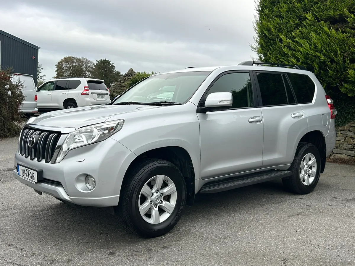 2016 Toyota Landcruiser LWB Manual - Image 4