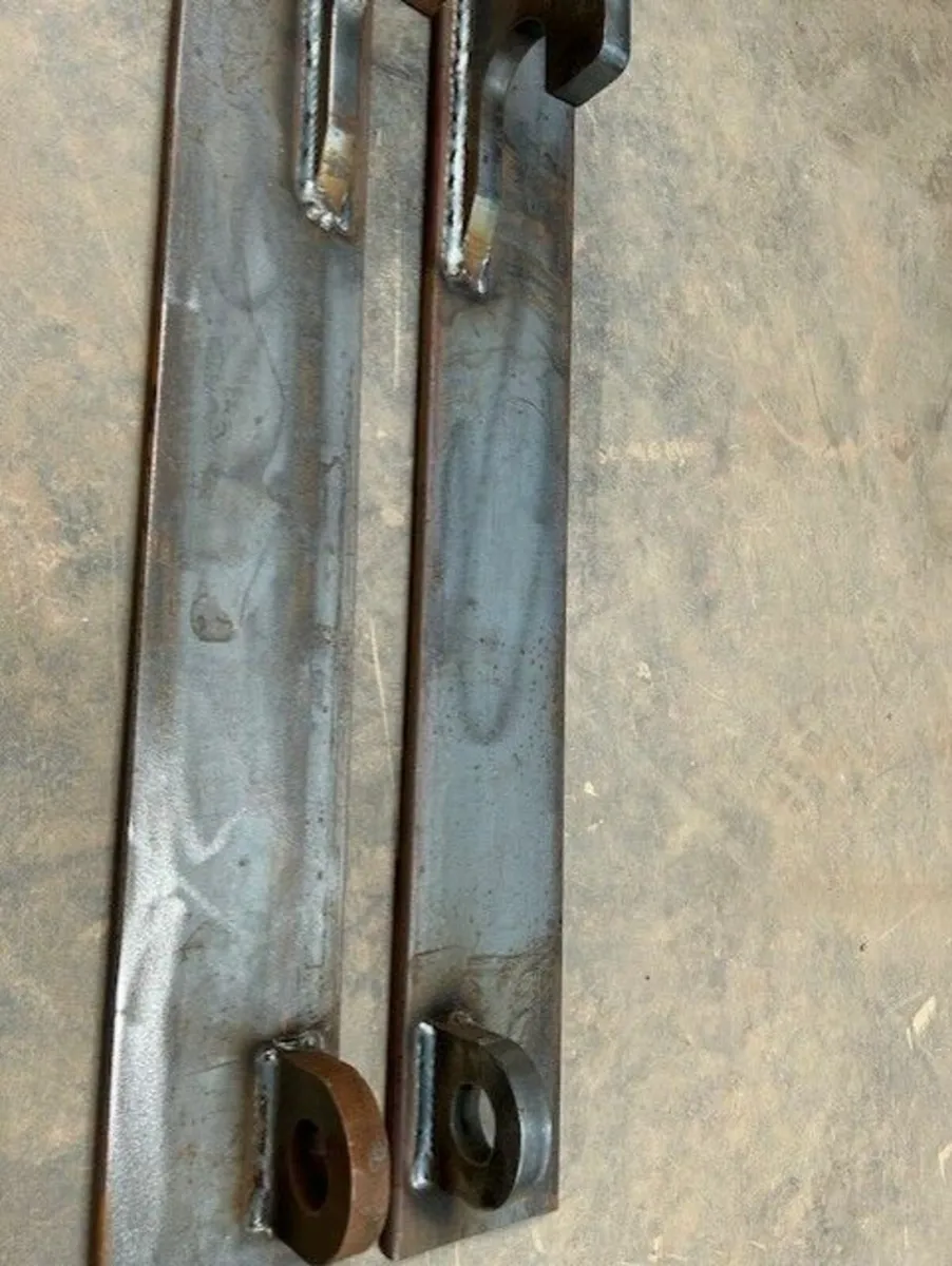 P&C/Q-Fit Weld on brackets - Image 4