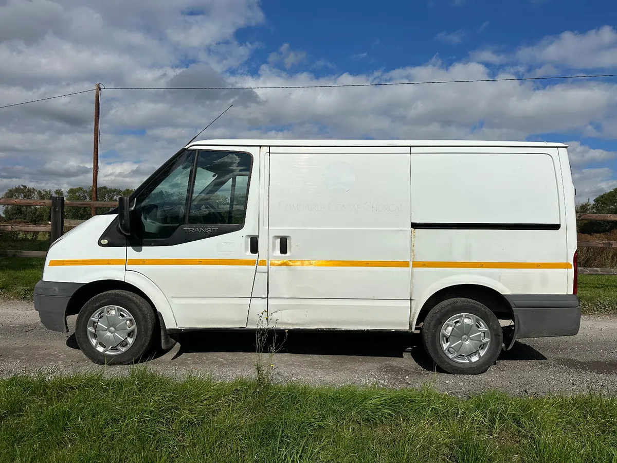 Ford Transit 2010 DOE 10/26 - Image 3