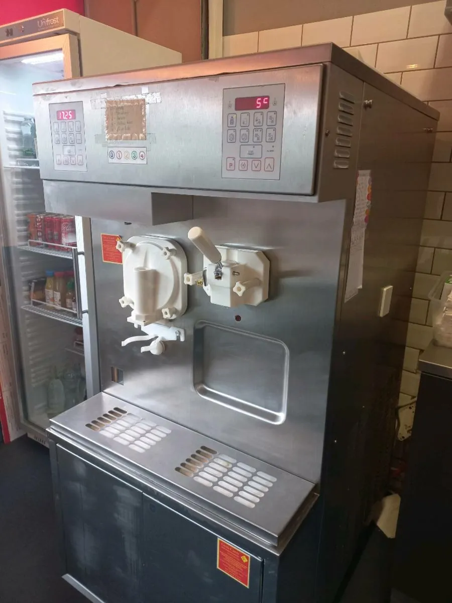 Ice cream/ Milkshake machine - Image 1