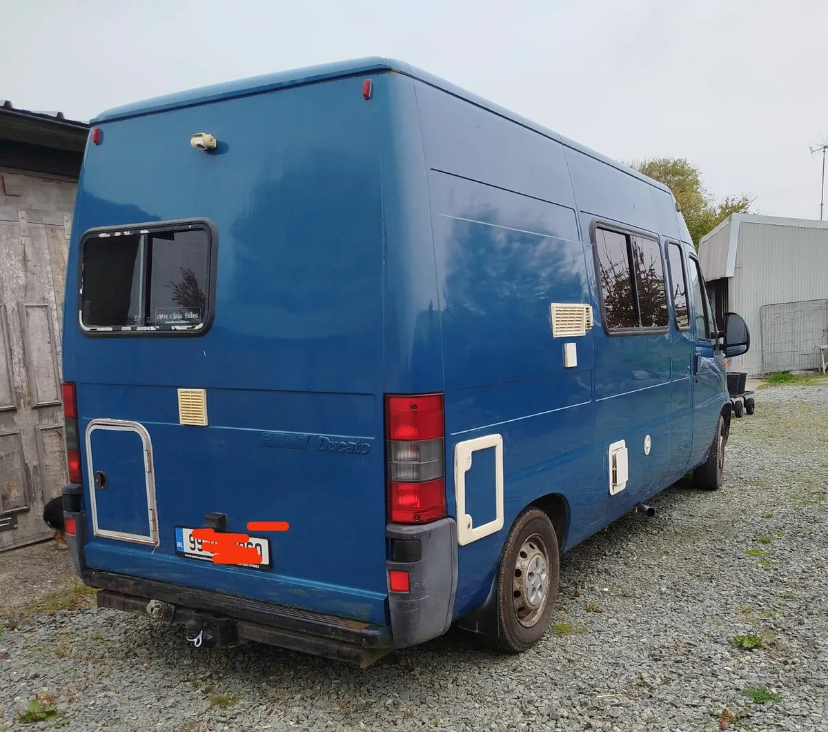 Camper van - Image 1