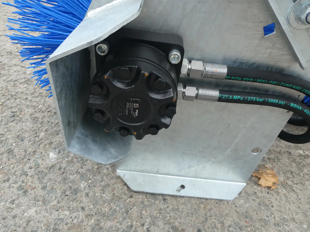 Suton Road sweepers - Image 3