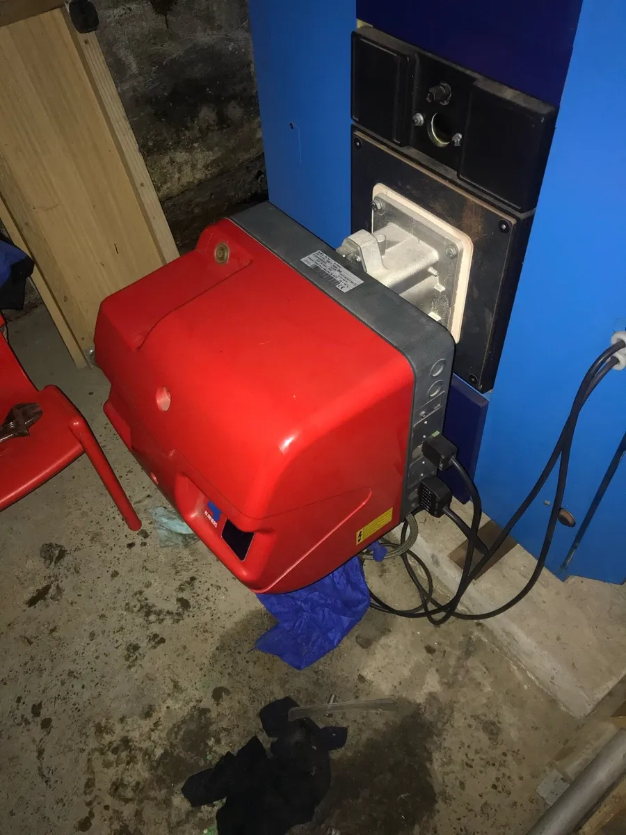 Oil boiler - Image 4