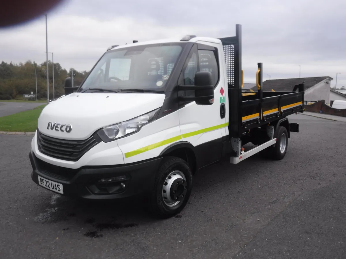 Iveco Daily 2022 72-180 12 ft tipper7200kg Tar c - Image 1