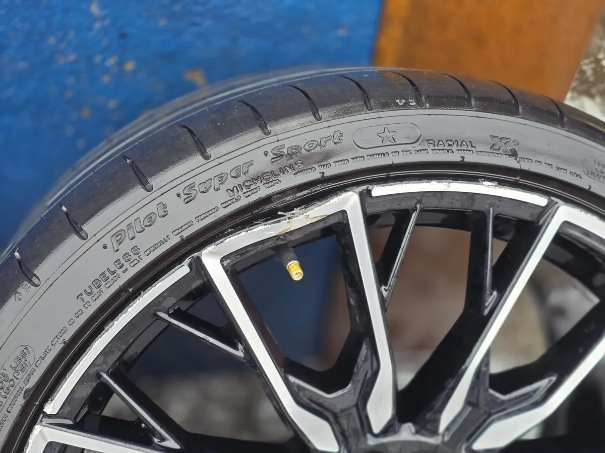 #21 3 Genuine BMW 20" Alloys €250 Each - Image 4