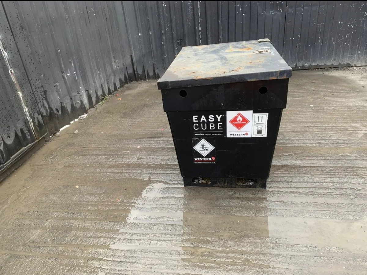 Western 390 L Easy Fuel Cube - Image 4