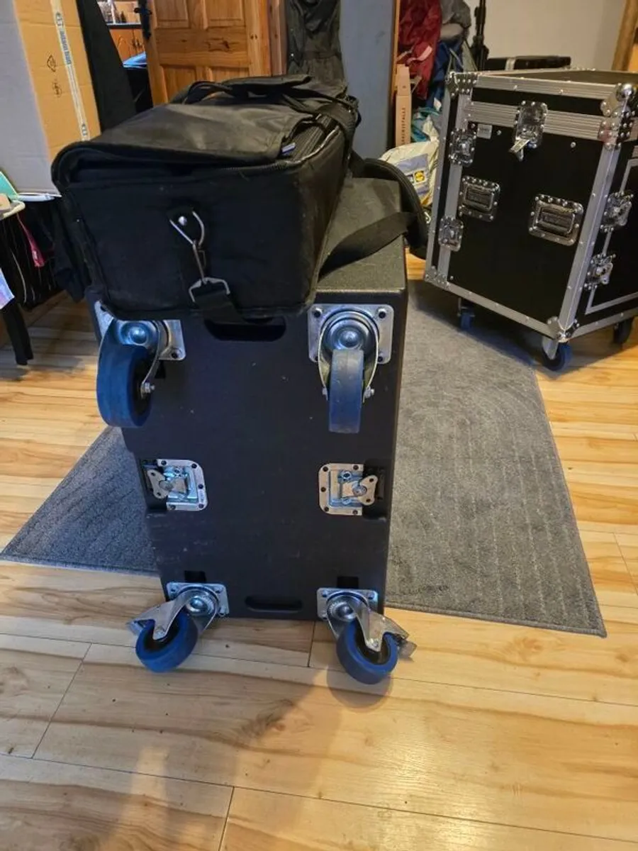 Ld Maui 44 g2. - Image 2