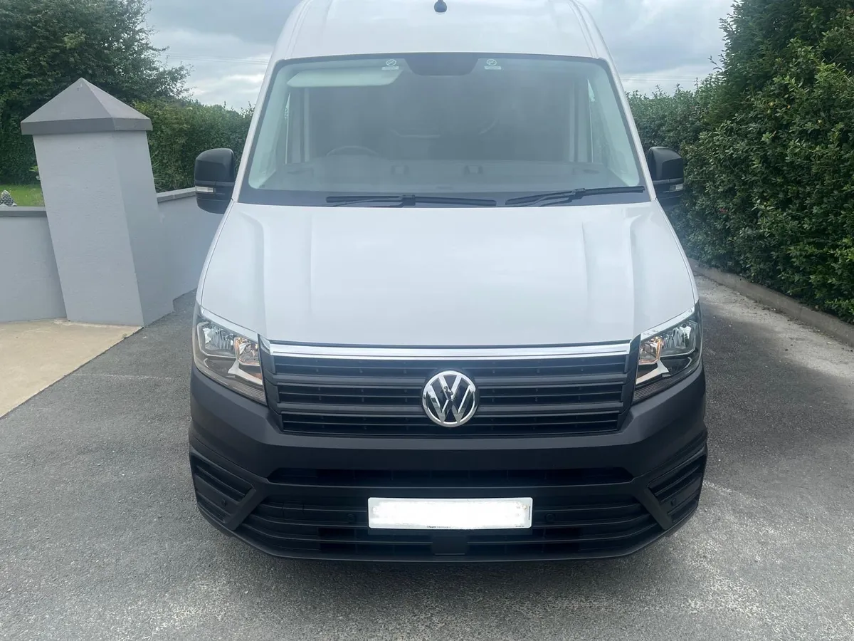 (221) Volkswagen Crafter trendline 2022 - Image 2
