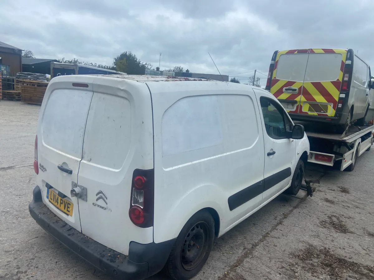 2014 Citroen Berlingo 3 seater for breaking - Image 4