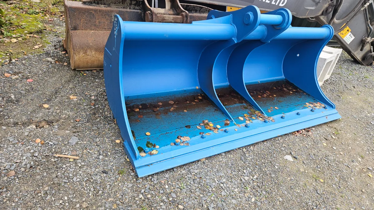108" miller grading bucket 90mm pins - Image 3