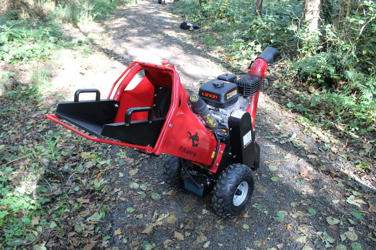 Piranha 6.5hp Wood chipper 100mm / 3.9" Capacity - Image 4