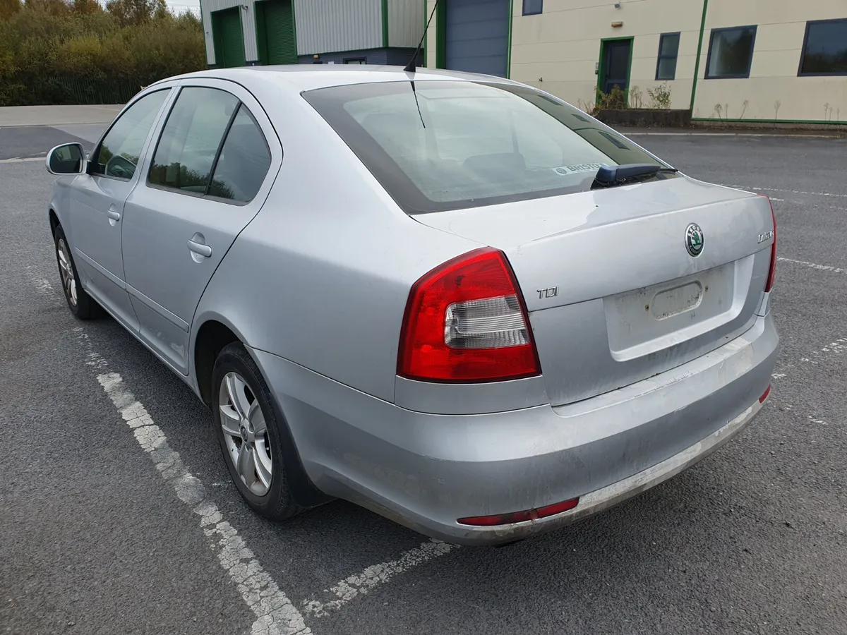 10 SKODA OCTAVIA  1.6 TDI (CAY) FOR BREAKING - Image 3
