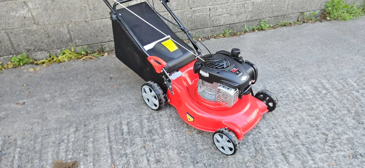 Used Lawnmower End of Season SALE - Image 4