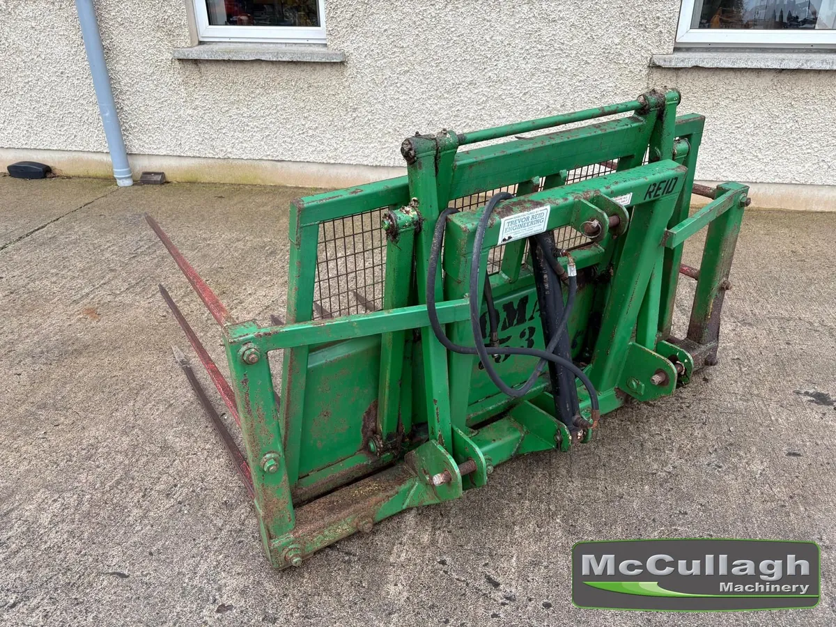Used 9 Tine Heavy Duty Push-off Buckrake - Image 3
