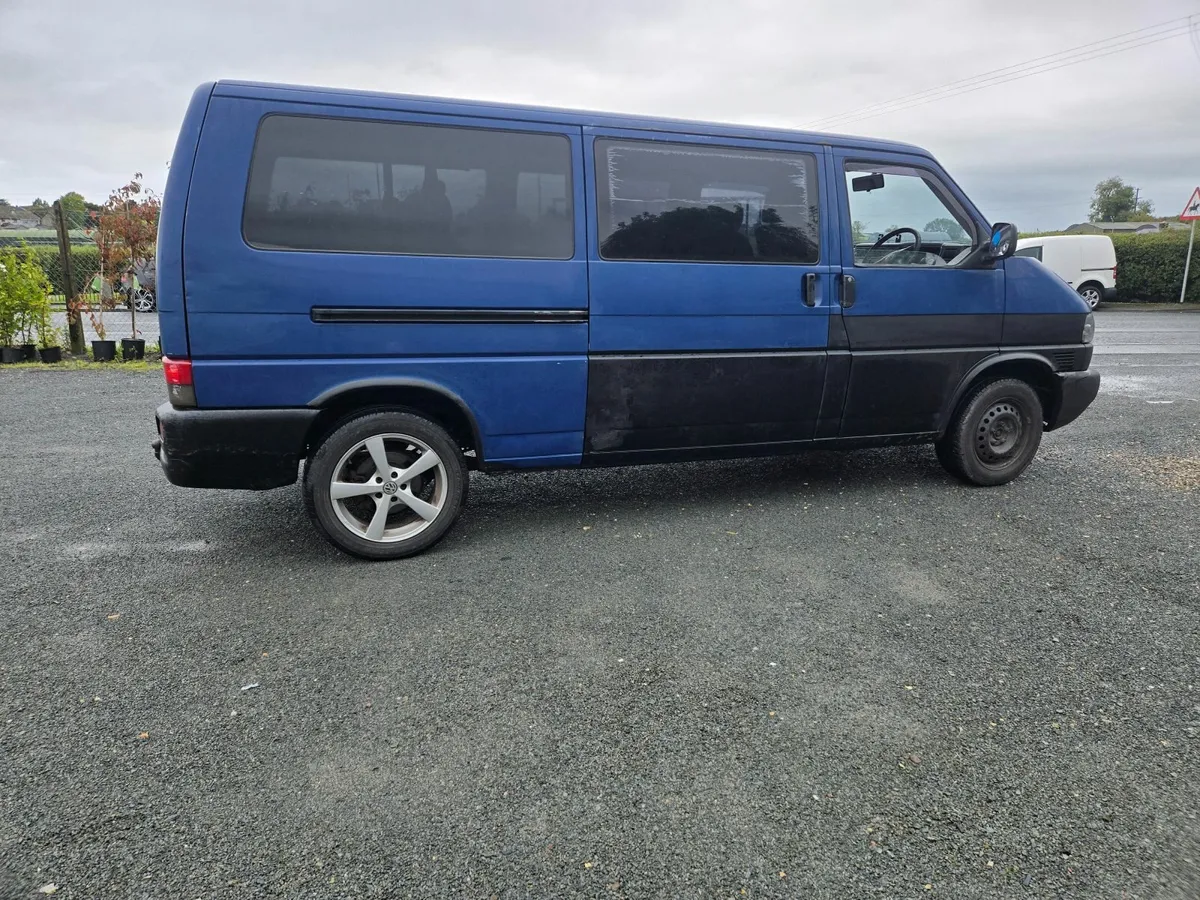 Volkswagen Caravelle 1998 Transporter t4 dayvan-ca - Image 4