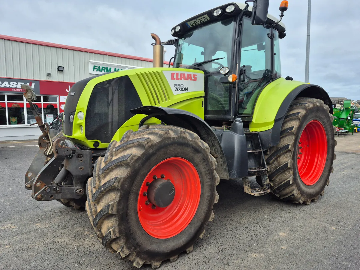 2012 Claas 850 - Image 1