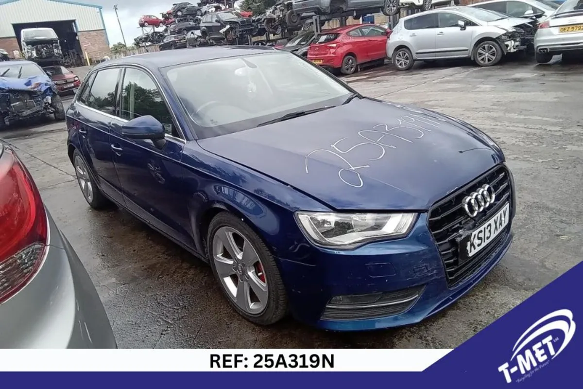 2013 AUDI A3 BREAKING FOR PARTS - Image 1