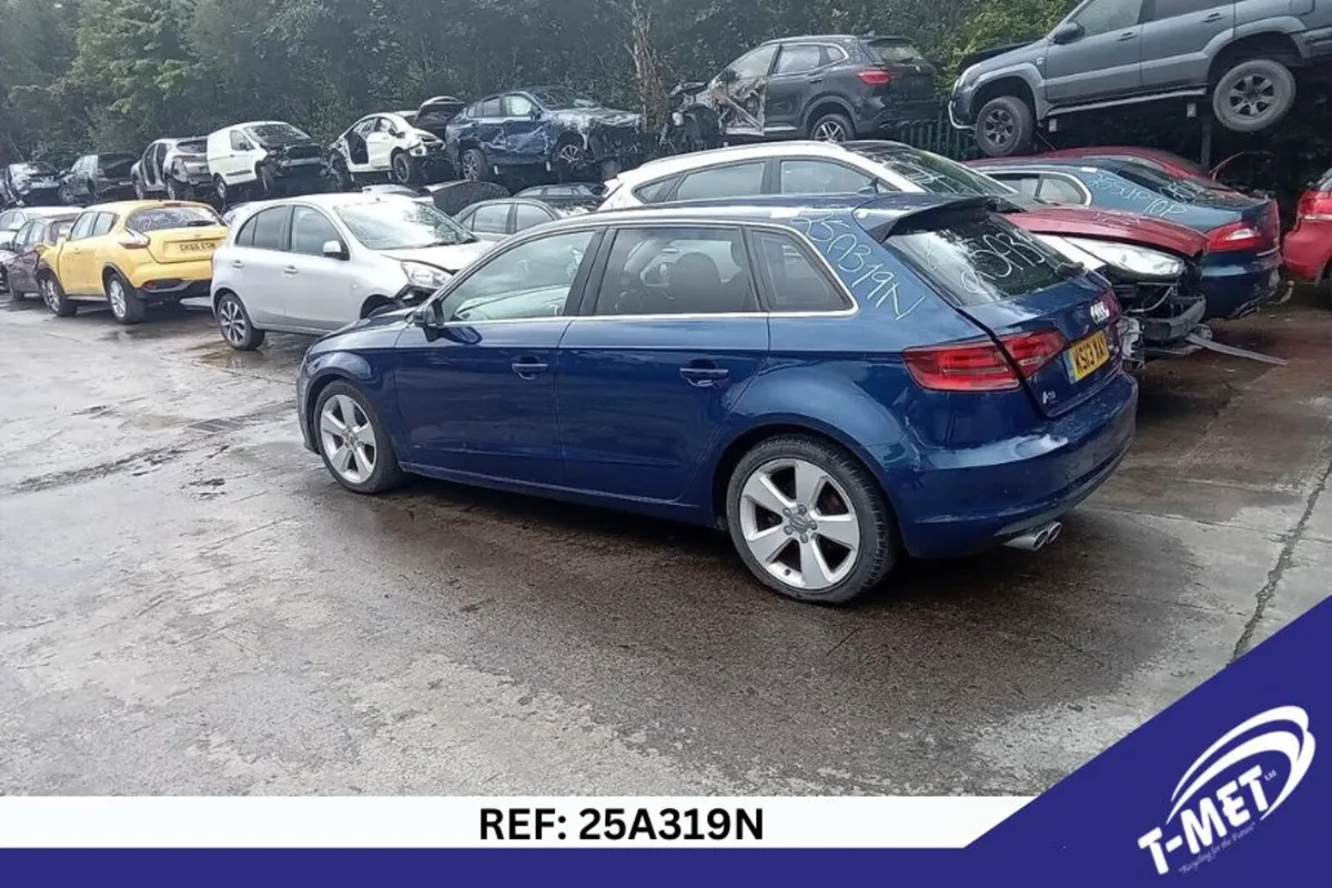 2013 AUDI A3 BREAKING FOR PARTS - Image 4