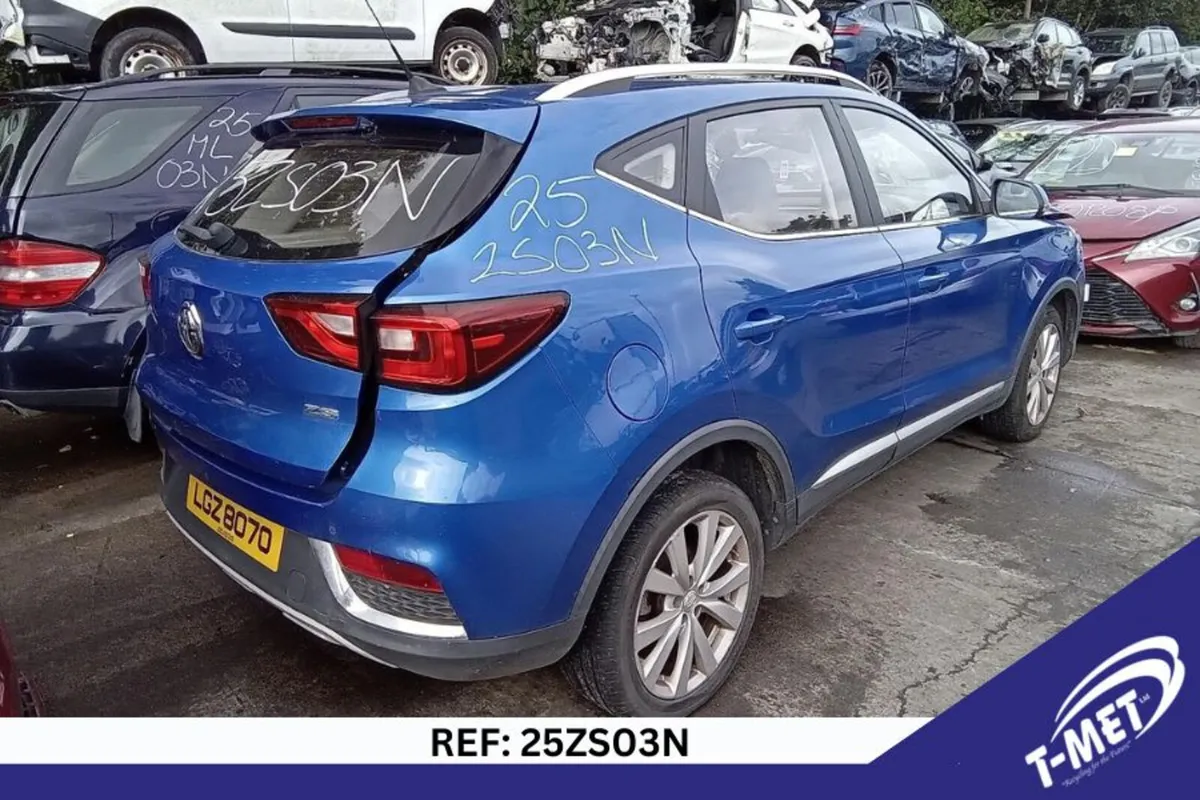 2018 MG ZS BREAKING FOR PARTS - Image 1