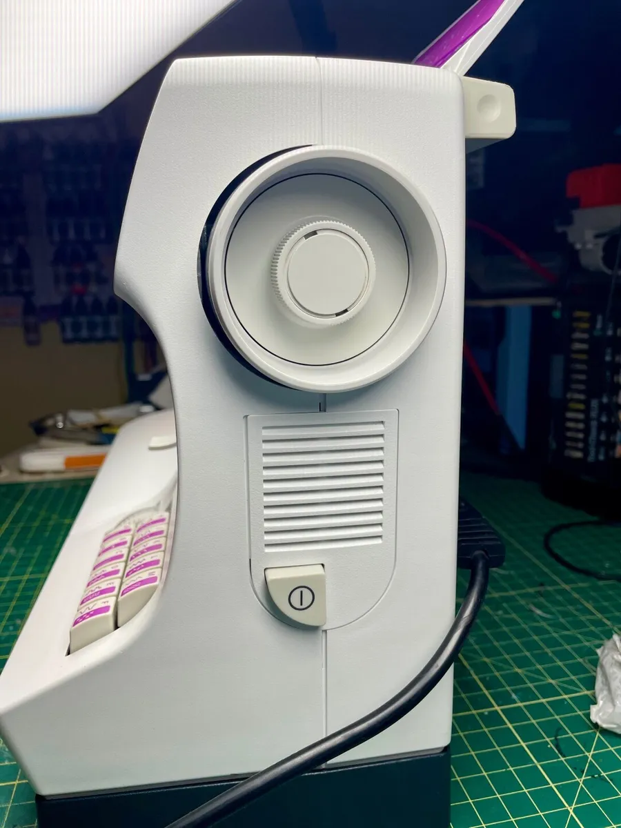 PFAFF Select 3.0 Sewing Machine with IDT -Serviced - Image 4