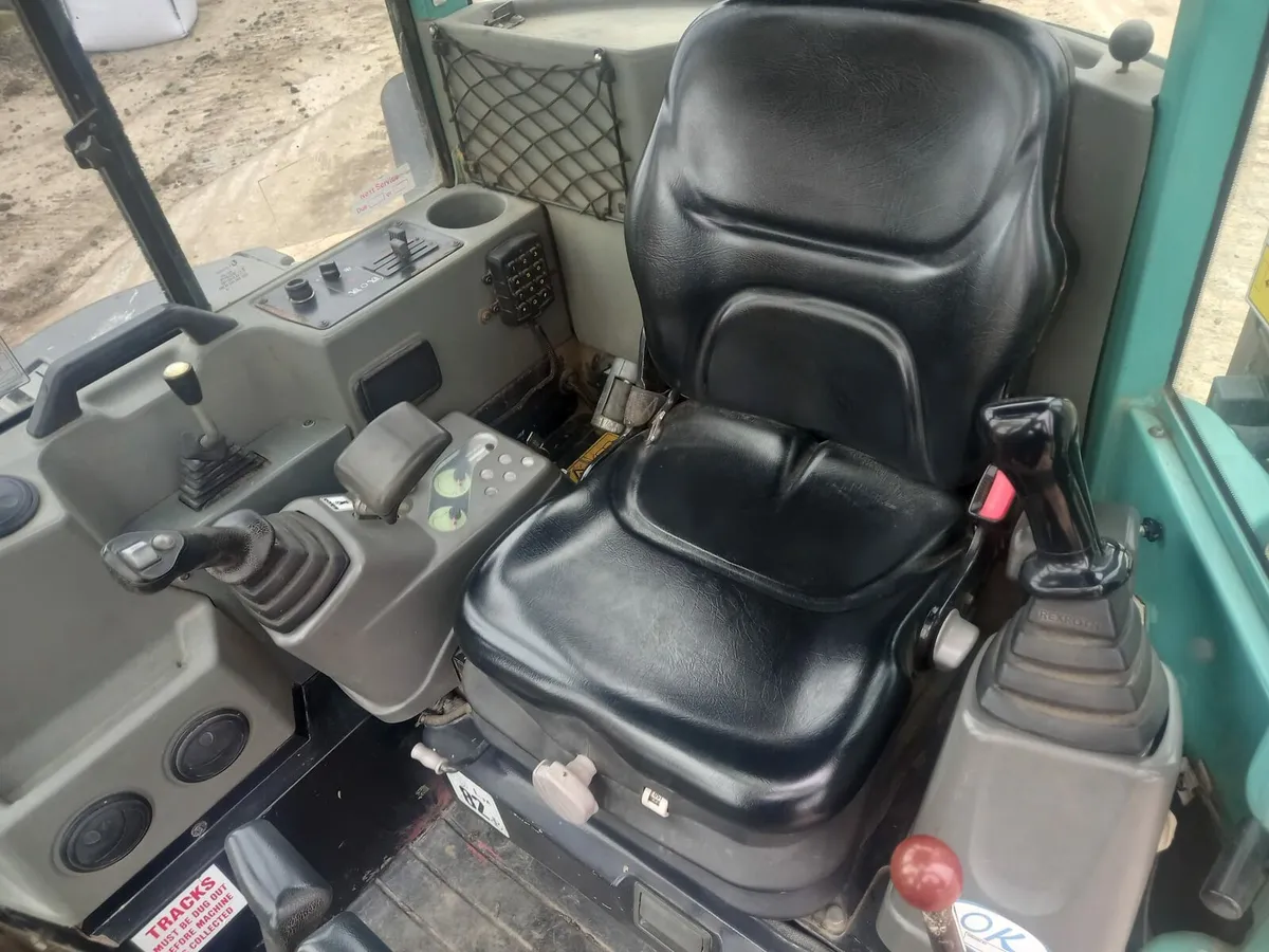 Mini Digger Yanmar ViO 50U - Image 4