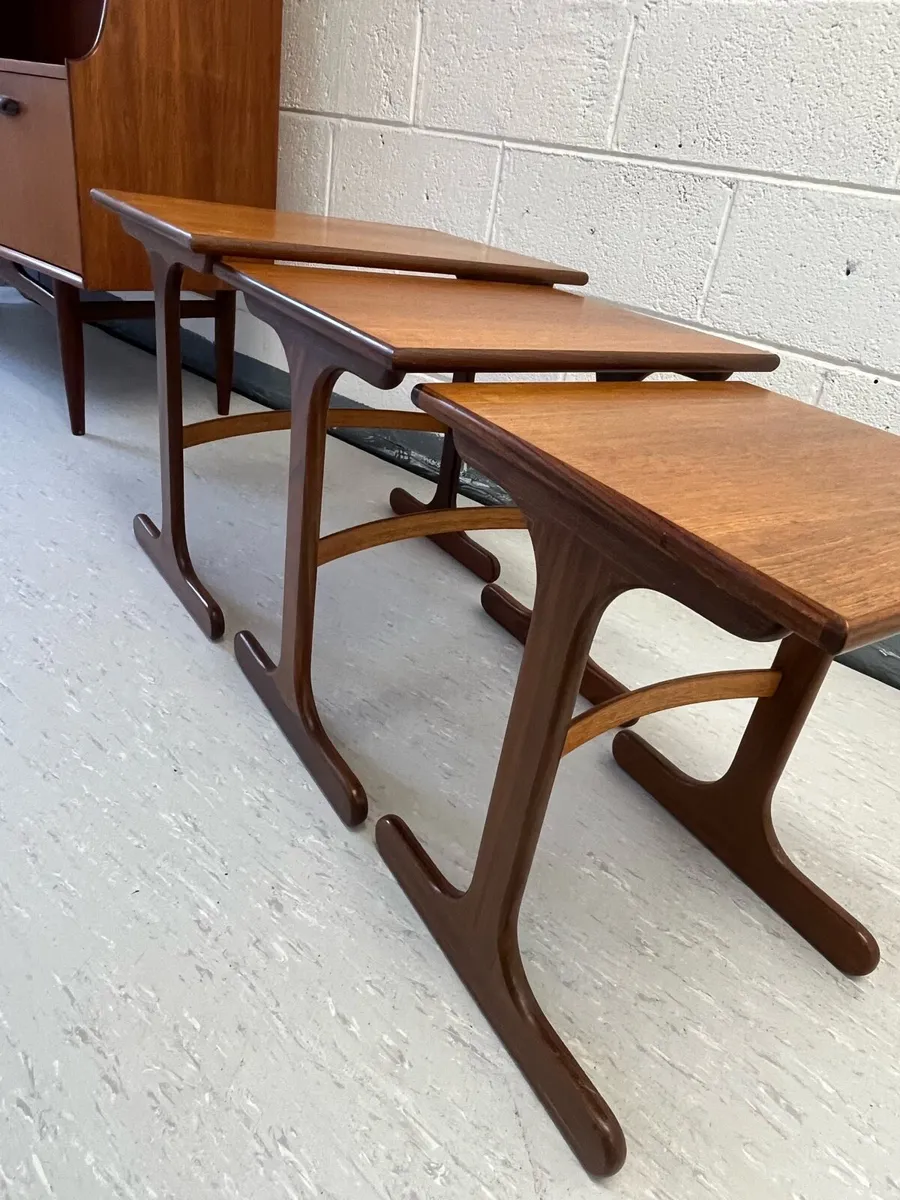 Mid century table nest - Image 1