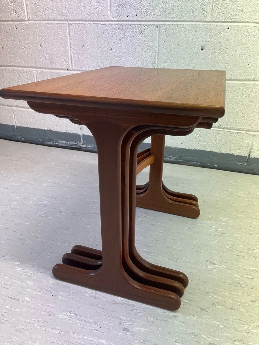 Mid century table nest - Image 3
