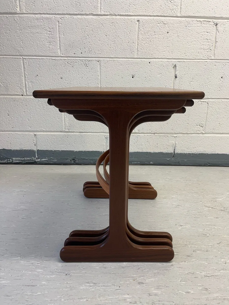 Mid century table nest - Image 4