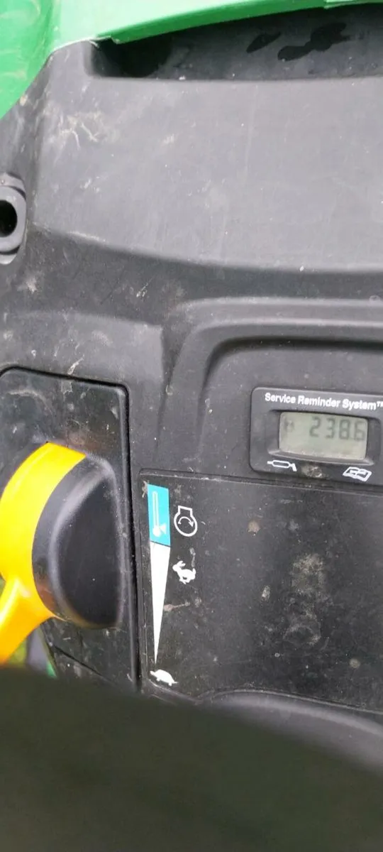 John Deere lawnmower - Image 4