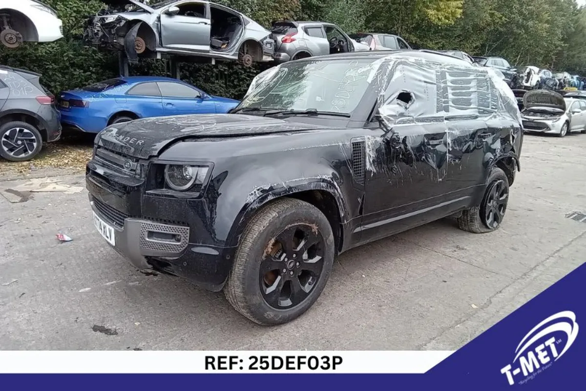 2025 LAND ROVER DEFENDER BREAKING FOR PARTS - Image 3