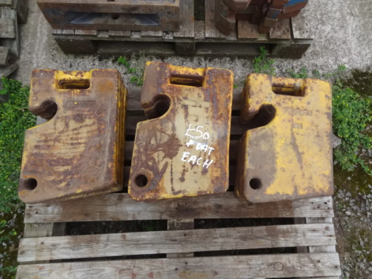 Track Marshall Suitcase Tractor Weights - Image 2